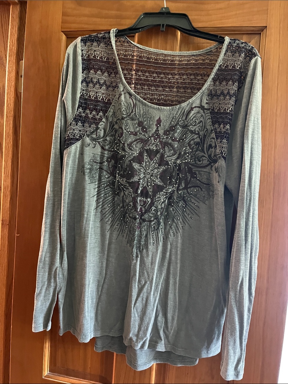 Gray Long-Sleeve Scoop Neck Graphic Tee with Stud Detail
